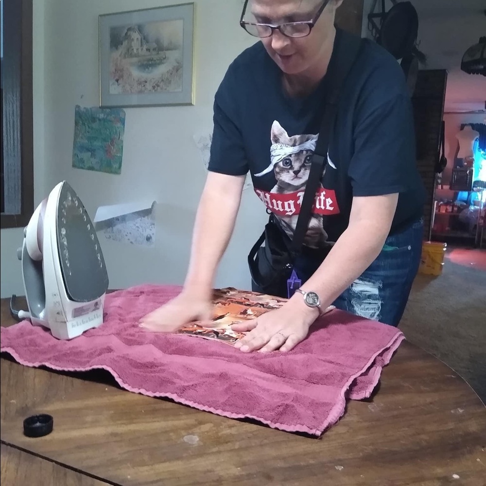 Teaching a sewing class